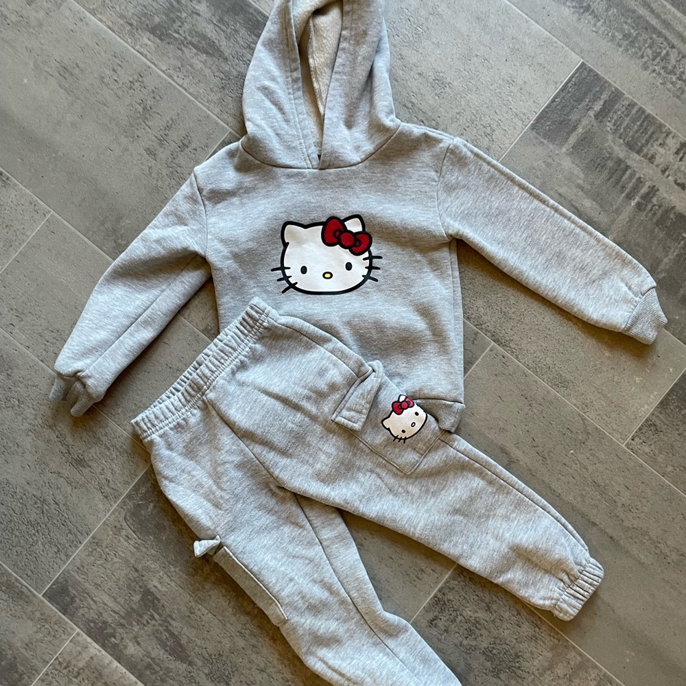 3/$20 Hello Kitty Kids Gray Sweatpants Set